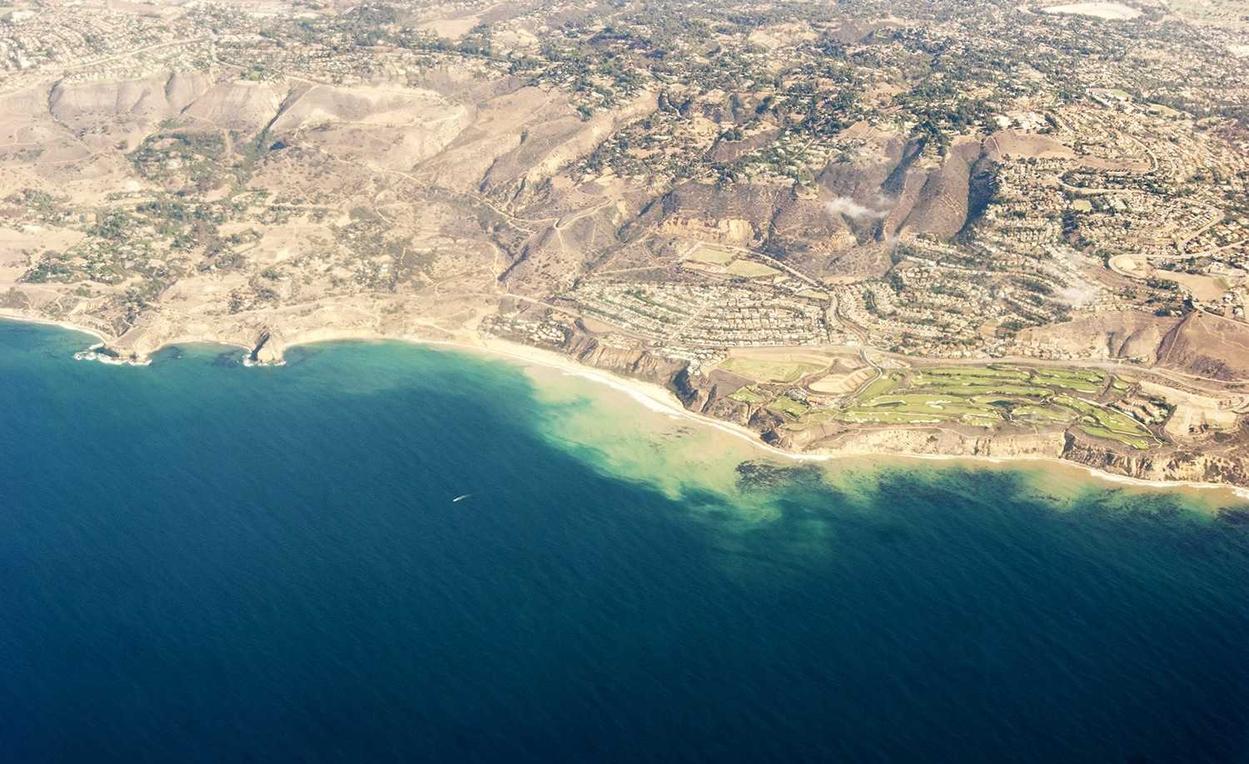 港免税白金万宝路:深圳爱沙尼亚版权注册代理