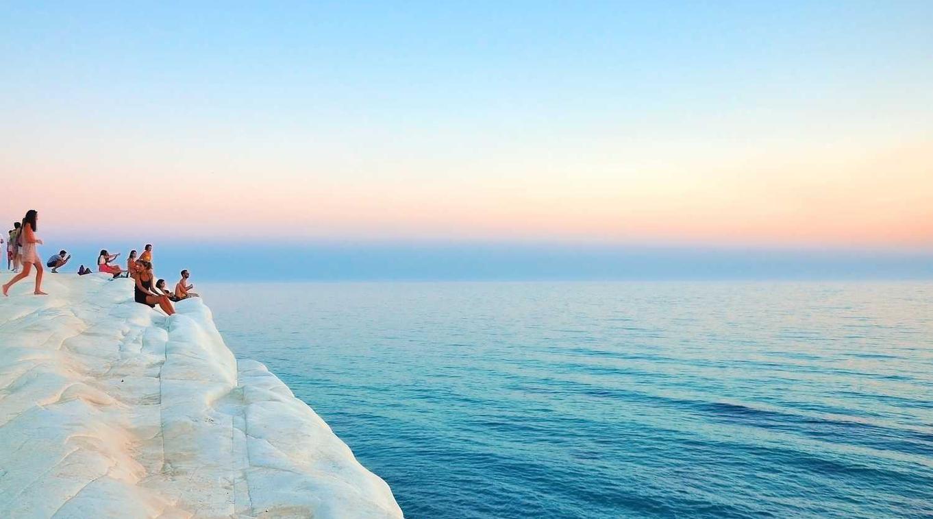 灵魂实名账号：海外旅游中流量卡应该怎样选购购买？